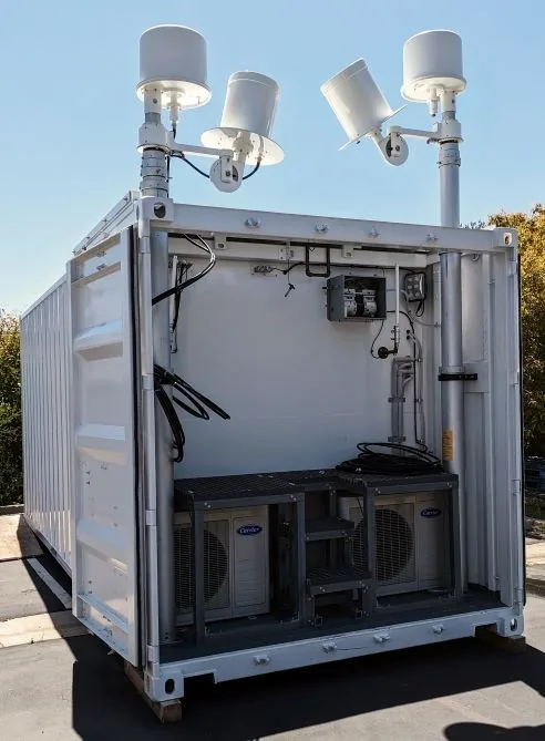 Mobile shelter — exterior